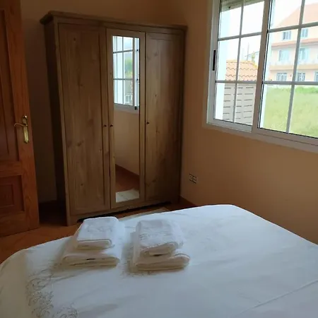 Casa De Cernado Traba De Holiday home